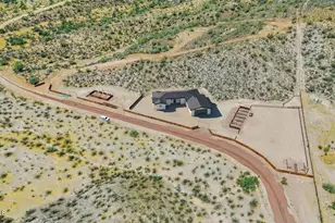 18676 W Roper Rd, Wickenburg, AZ 85390 - Photo 5