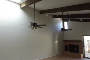 2705 E Cactus Rd, Phoenix, AZ 85032 - Photo 11