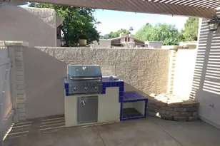 2705 E Cactus Rd, Phoenix, AZ 85032 - Photo 9