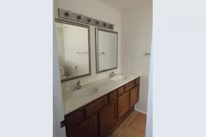2705 E Cactus Road, Phoenix, AZ 85032 - Photo 13