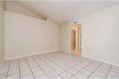 128 W Indigo Street, Mesa, AZ 85201 - Photo 3