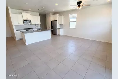 17722 W Pinnacle Vista Drive, Surprise, AZ 85387 - Photo 13