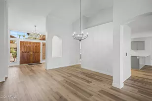9239 W Oraibi Dr, Peoria, AZ 85382 - Photo 7