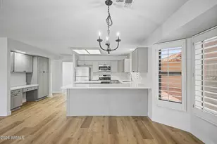 9239 W Oraibi Dr, Peoria, AZ 85382 - Photo 15