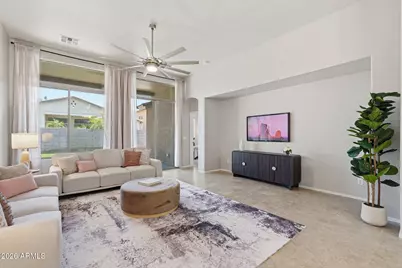8787 W Gardenia Avenue, Glendale, AZ 85305 - Photo 9