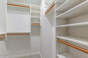 7557 N Dreamy Draw Dr, Phoenix, AZ 85020 - Photo 17