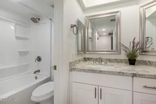 7557 N Dreamy Draw Dr, Phoenix, AZ 85020 - Photo 13