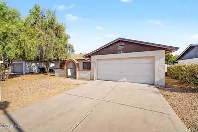 5733 W Mescal Street, Glendale, AZ 85304 - Photo 3