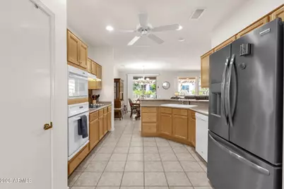16442 W Dos Amigos Court, Surprise, AZ 85374 - Photo 17