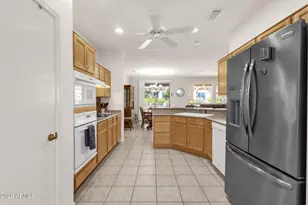 16442 W Dos Amigos Ct, Surprise, AZ 85374 - Photo 17