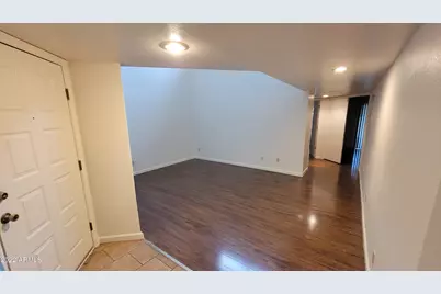 9201 N 47th Drive, Glendale, AZ 85302 - Photo 9