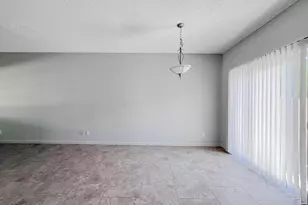 1935 W Morten Ave, Phoenix, AZ 85021 - Photo 9