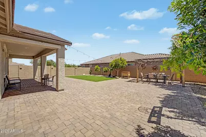 21377 W Almeria Road, Buckeye, AZ 85396 - Photo 27