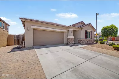 21377 W Almeria Road, Buckeye, AZ 85396 - Photo 3