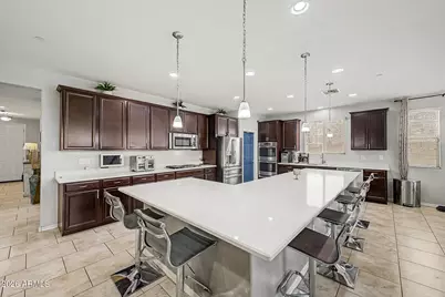 21377 W Almeria Road, Buckeye, AZ 85396 - Photo 9