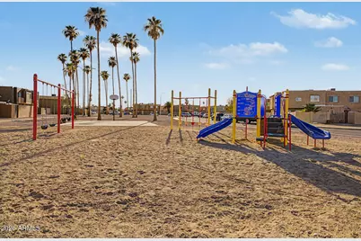 4244 S 46th Place, Phoenix, AZ 85040 - Photo 19