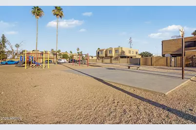 4244 S 46th Place, Phoenix, AZ 85040 - Photo 17
