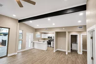 8045 N 14th St, Phoenix, AZ 85020 - Photo 5