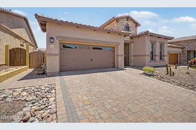 2103 N Red Cliff, Mesa, AZ 85207 - Photo 3