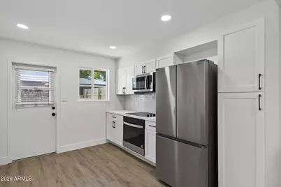 7802 E Heatherbrae Avenue #2, Scottsdale, AZ 85251 - Photo 9
