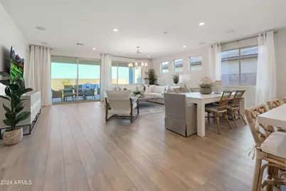 10907 N 156th Drive, Surprise, AZ 85379 - Photo 13