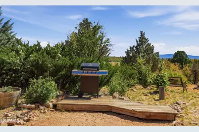 10262 W Tough Country Trail, Skull Valley, AZ 86338 - Photo 25