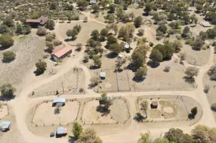 10262 W Tough Country Trail, Skull Valley, AZ 86338 - Photo 13