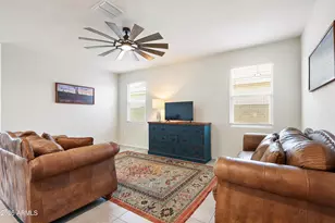 18570 W Desert Holw Dr, Wittmann, AZ 85361 - Photo 7