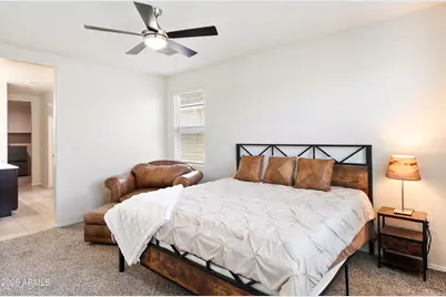 18570 W Desert Hollow Drive, Wittmann, AZ 85361 - Photo 11
