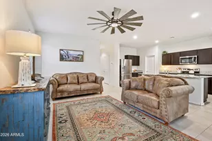 18570 W Desert Holw Dr, Wittmann, AZ 85361 - Photo 5
