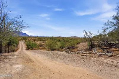 944 S Goldfield Road, Apache Junction, AZ 85119 - Photo 41