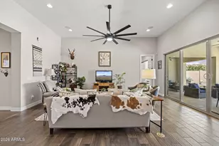 1823 E Watford Ct, Gilbert, AZ 85298 - Photo 5