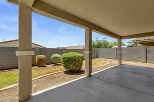 21171 W Holly St, Buckeye, AZ 85396 - Photo 41
