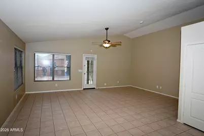 10221 W Daley Lane, Peoria, AZ 85383 - Photo 7