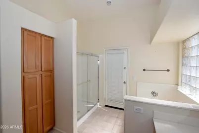 10221 W Daley Lane, Peoria, AZ 85383 - Photo 13