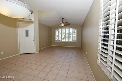 10221 W Daley Lane, Peoria, AZ 85383 - Photo 5