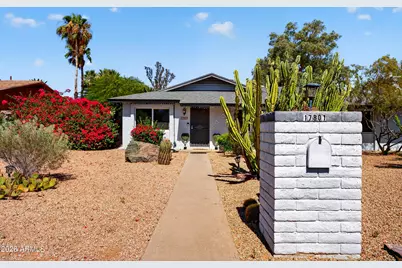 17801 N 43rd Way, Phoenix, AZ 85032 - Photo 7