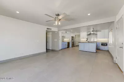 17801 N 43rd Way, Phoenix, AZ 85032 - Photo 11