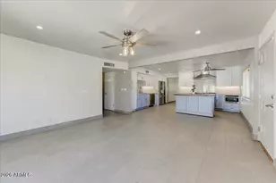 17801 N 43rd Way, Phoenix, AZ 85032 - Photo 11