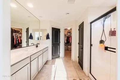 8955 W Luke Avenue, Glendale, AZ 85305 - Photo 9