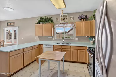10328 W Burnett Road, Peoria, AZ 85382 - Photo 17