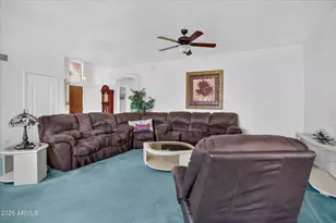 10328 W Burnett Rd, Peoria, AZ 85382 - Photo 7
