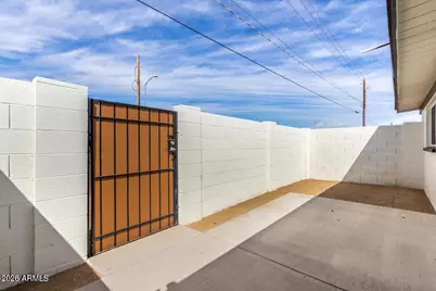 6043 W Laurie Lane #Apt 4, Glendale, AZ 85302 - Photo 13