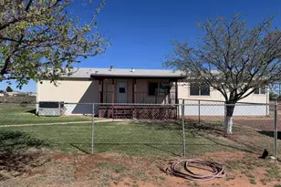 334 E Cochise Way, Cochise, AZ 85606 - Photo 5