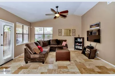 20729 N 37th Way, Phoenix, AZ 85050 - Photo 11
