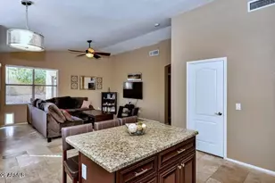 20729 N 37th Way, Phoenix, AZ 85050 - Photo 9