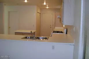 13641 S 47th St, Phoenix, AZ 85044 - Photo 7