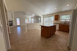 9587 W Seldon Ln, Peoria, AZ 85345 - Photo 23