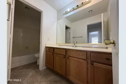 9587 W Seldon Lane, Peoria, AZ 85345 - Photo 15