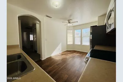 7332 N 70th Drive, Glendale, AZ 85303 - Photo 7